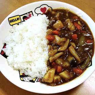 合挽き肉としめじの甘口カレー